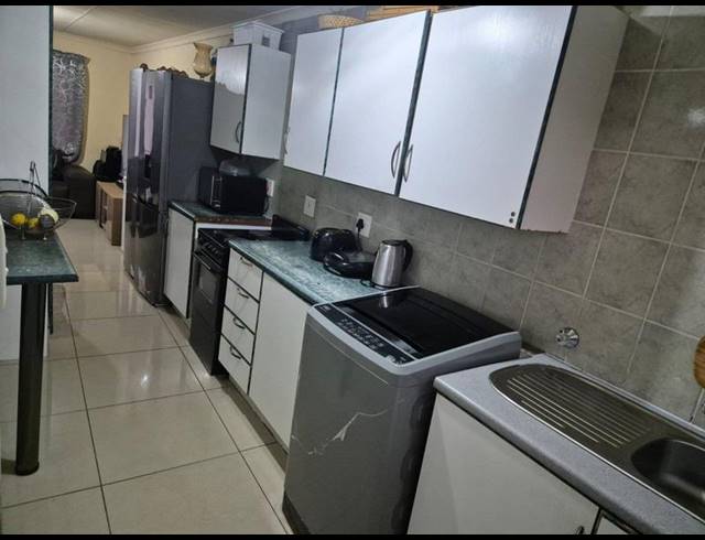 2 BEDROOM HOUSE FOR SALE IN BIRCH ACRES